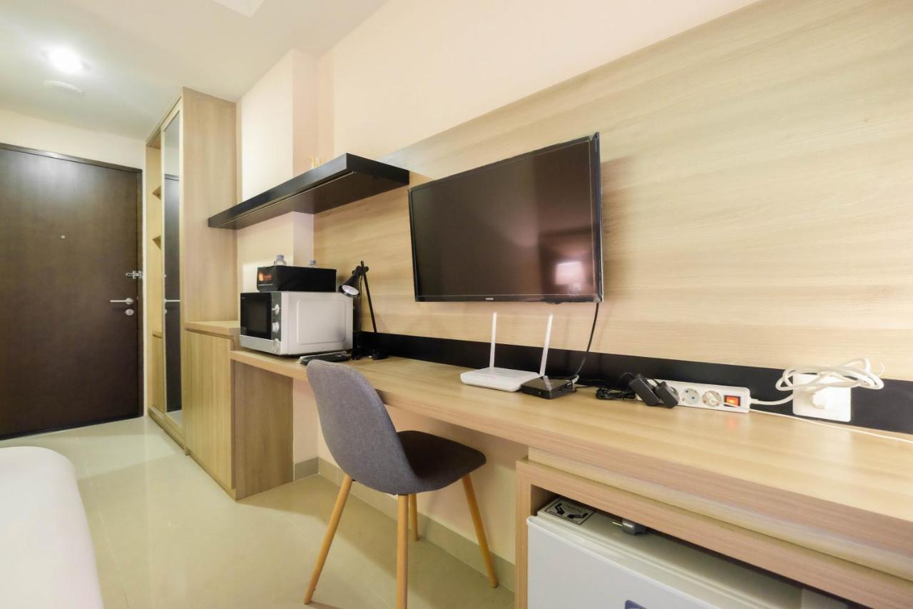 Fully Furnished Studio No Kitchen Apartment At Mustika Golf Residence By Travelio Cikarang Exterior photo