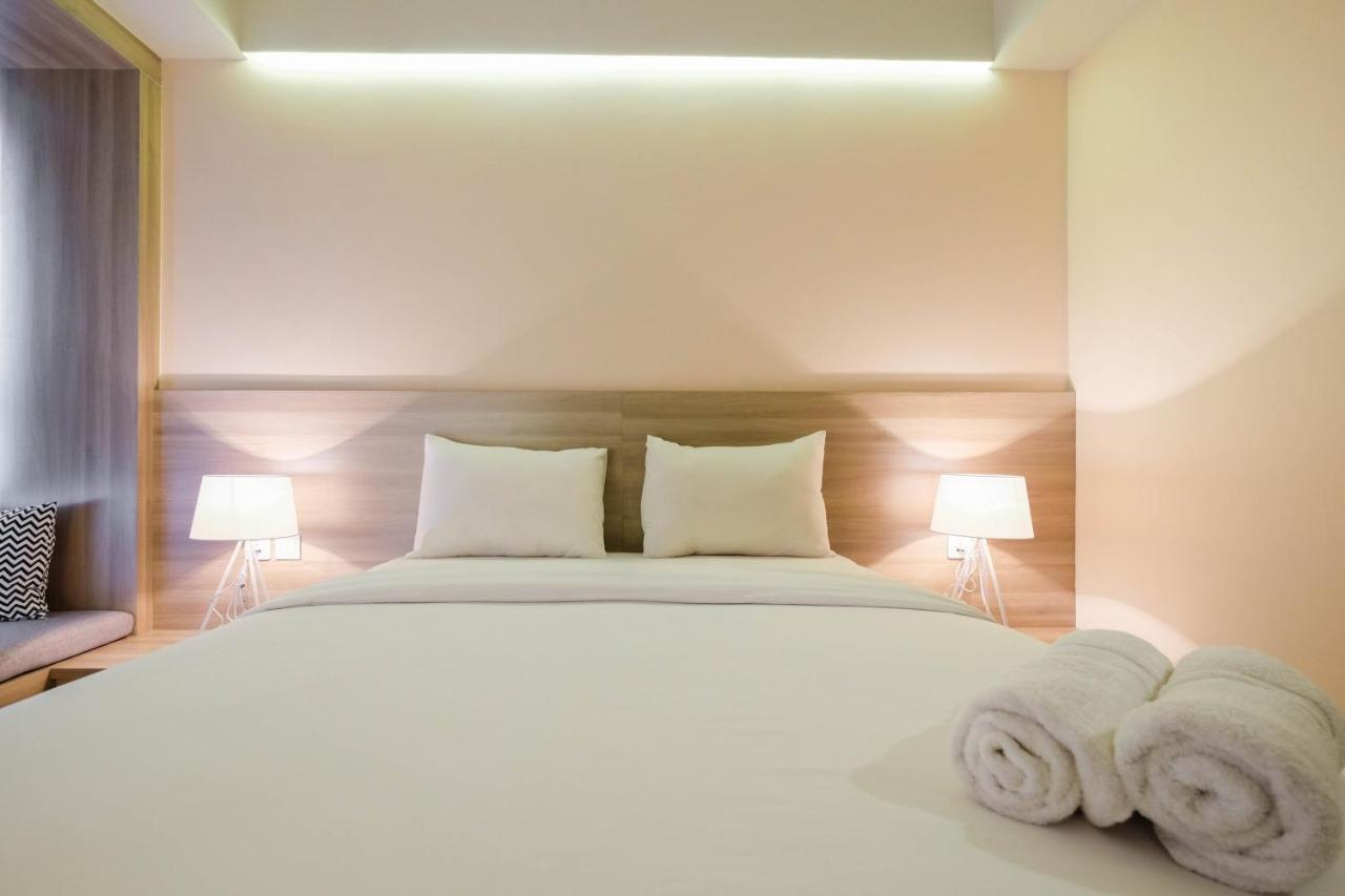 Fully Furnished Studio No Kitchen Apartment At Mustika Golf Residence By Travelio Cikarang Exterior photo